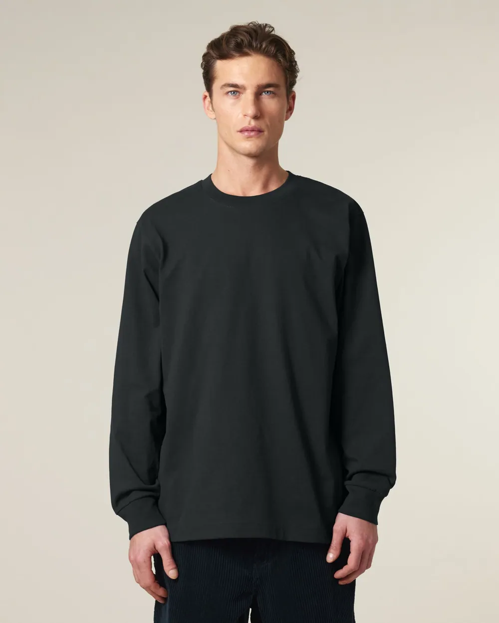Tricou Freestyler Long Sleeve Stanley/Stella — culoarea Negru, purtat de model, față
