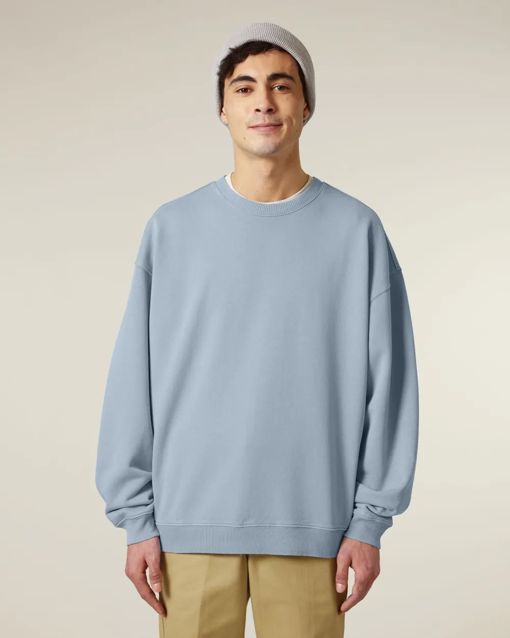Bluză Radder 2.0 Vintage Stanley/Stella — culoarea Albastru gri-piatră (vopsit după confecționare), purtat de model, față