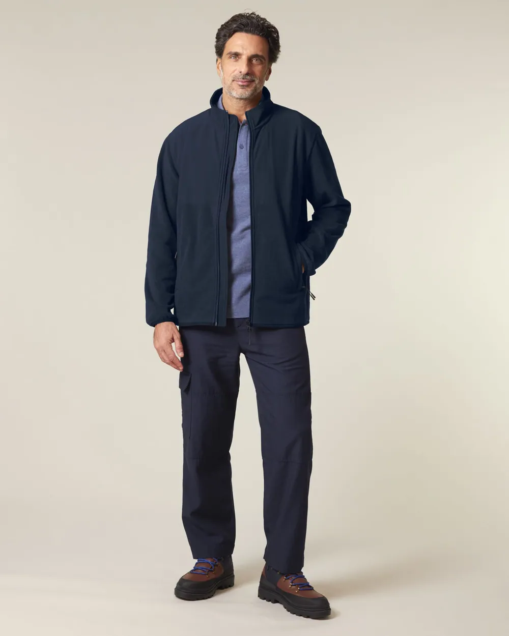 Jachetă fleece Trekker Stanley/Stella — culoarea Bleumarin, purtat de model, față