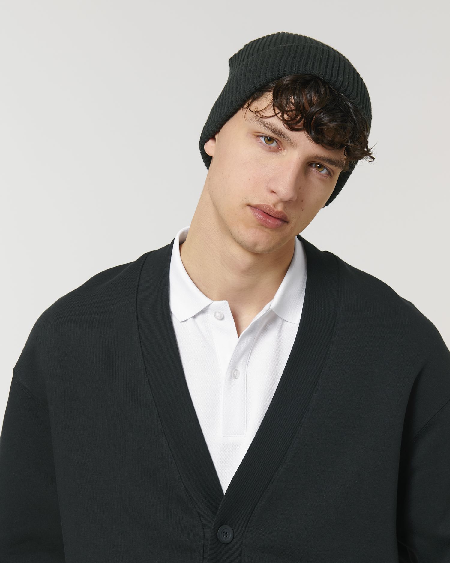 Black C002