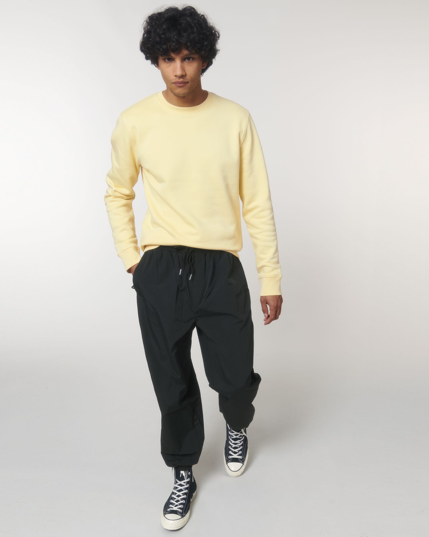 Black C002