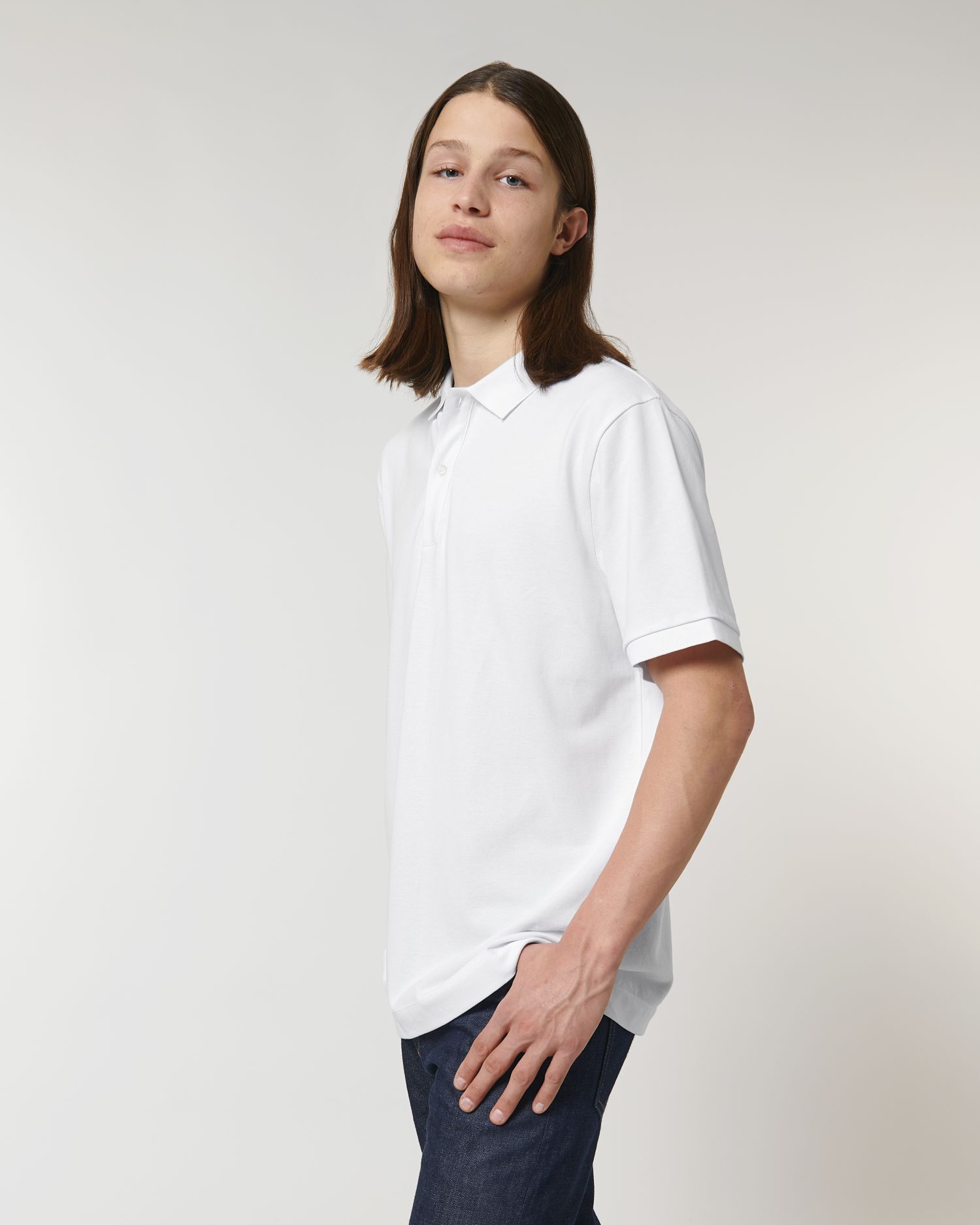 White C001