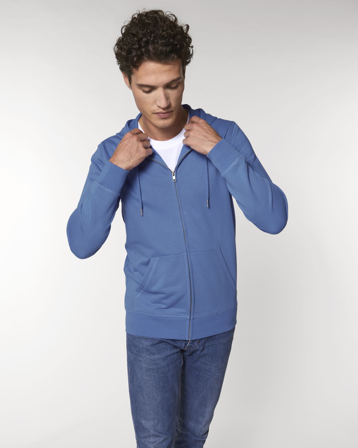 Bright Blue C053
