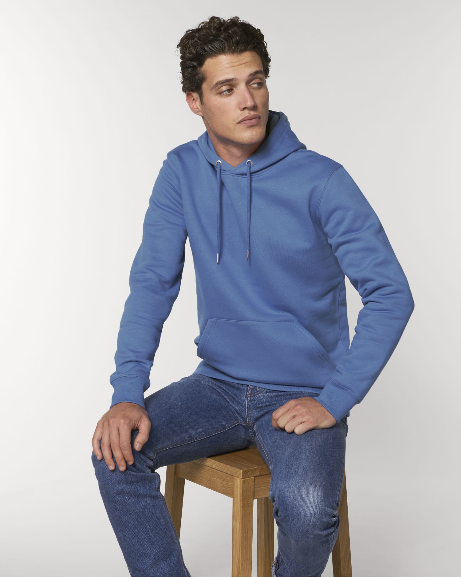 Bright Blue C053