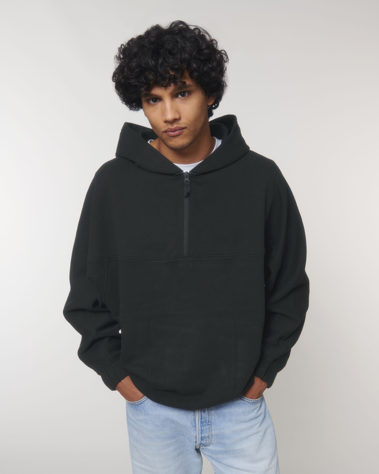Black C002