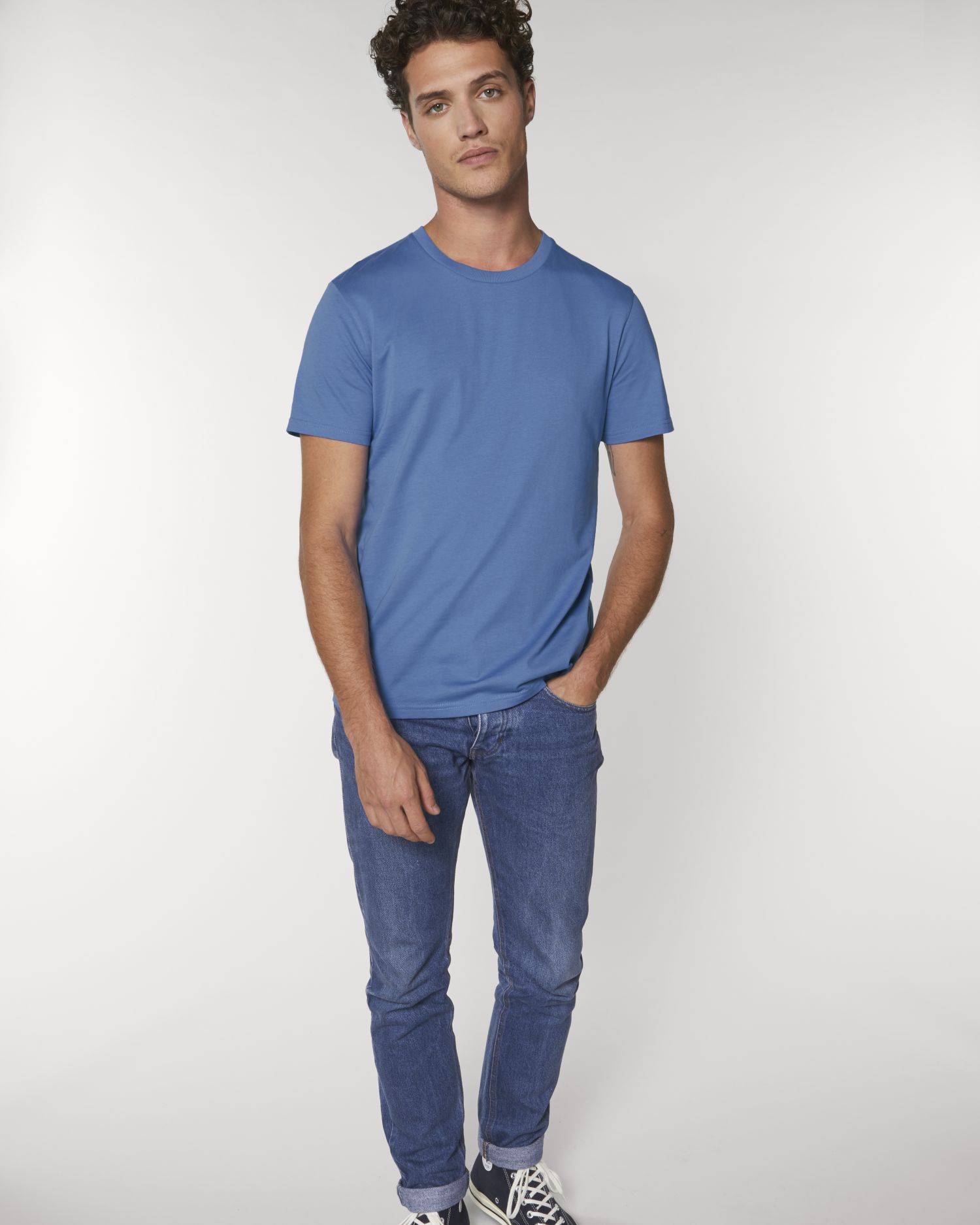 Bright Blue C053
