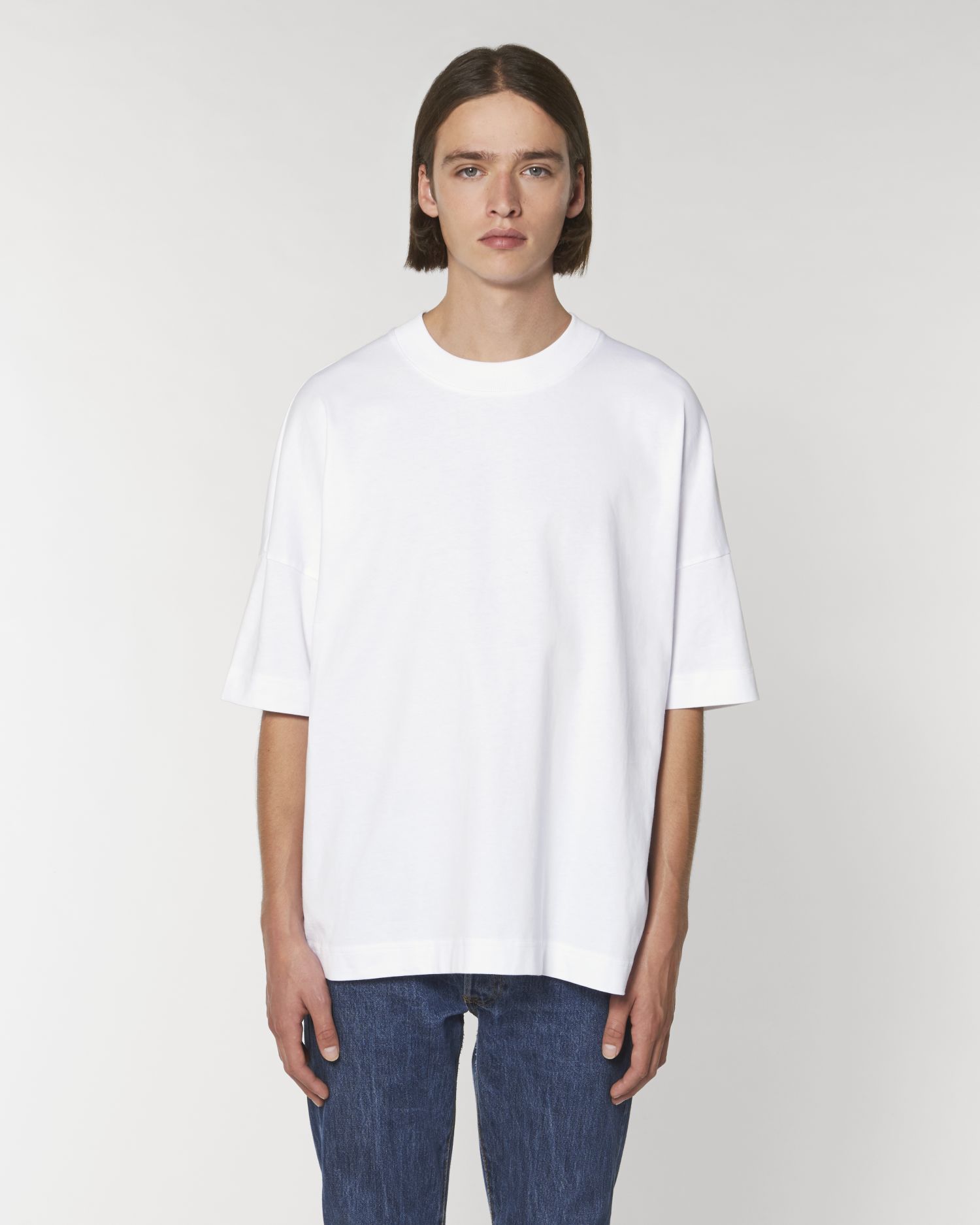 White C001