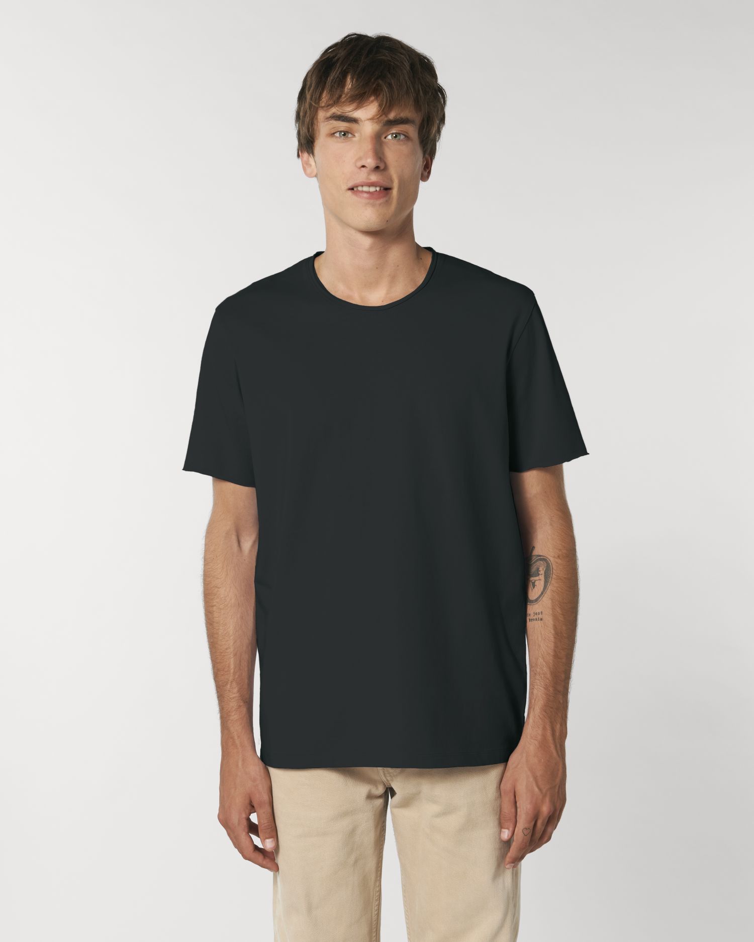 Black C002