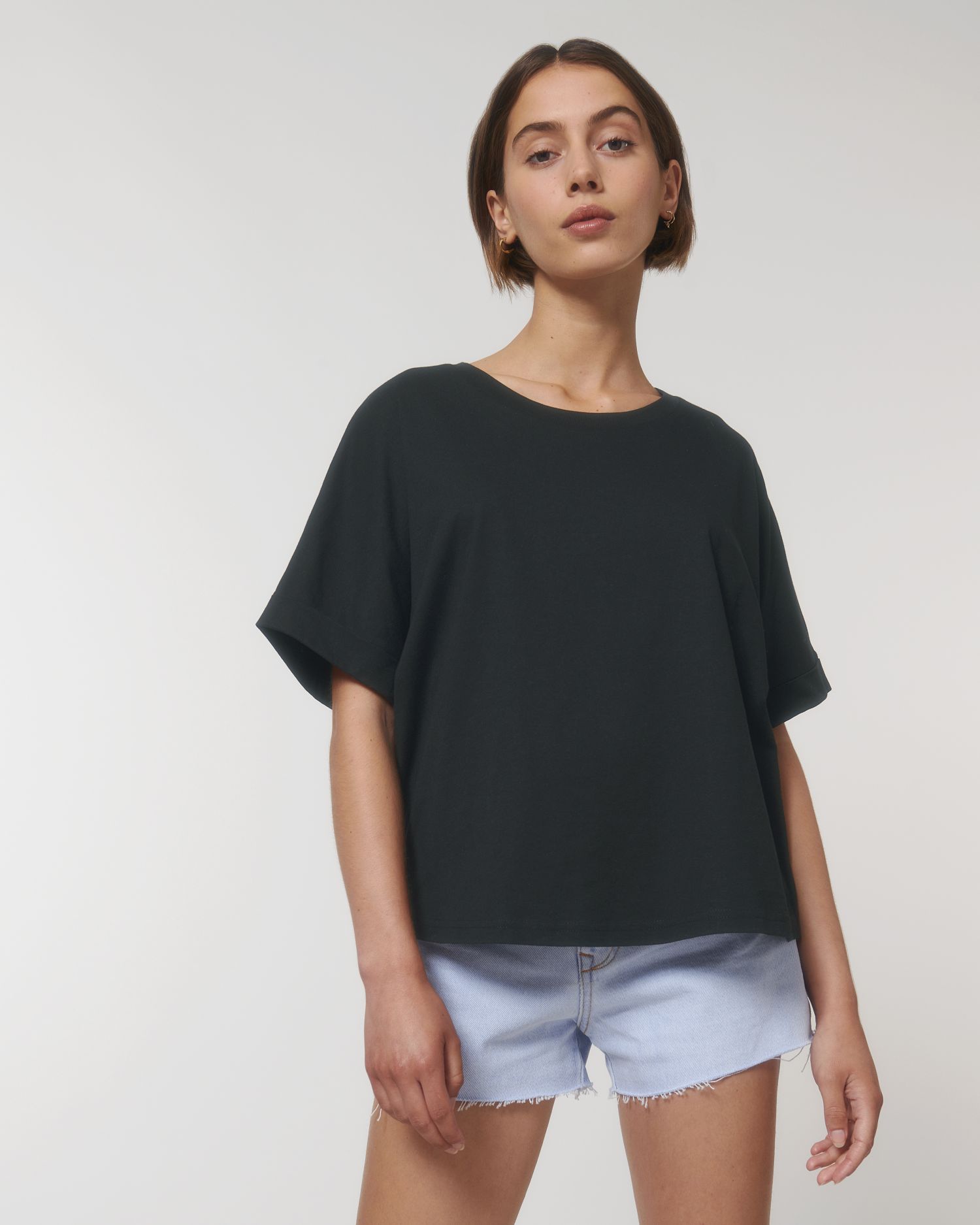 Black C002